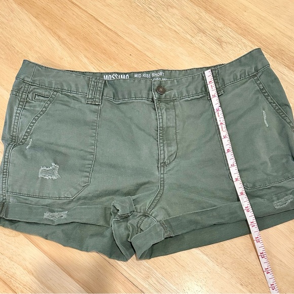 5/$20 EUC mossimo supply co. Mid rise shorts, distressed, army green sz 12 - Picture 7 of 8
